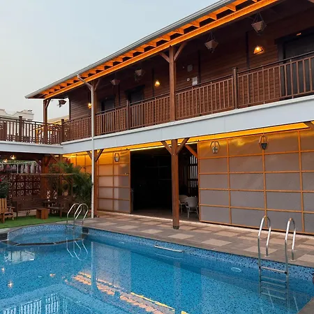 Lepino Resort And Cafe